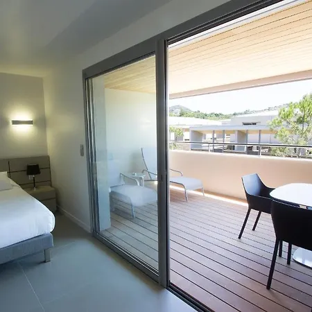 Costa Nera * פורטו-וישיו